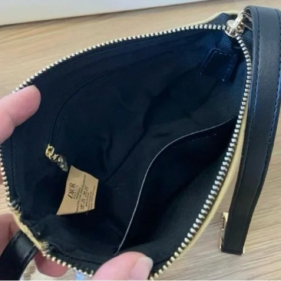 GWP Dior Beige Crossbody/Shoulder Bag - Picture 6 of 8